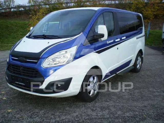 2017 Ford Tourneo