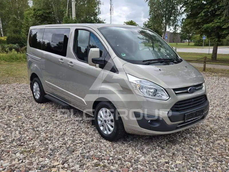 2017 Ford Tourneo