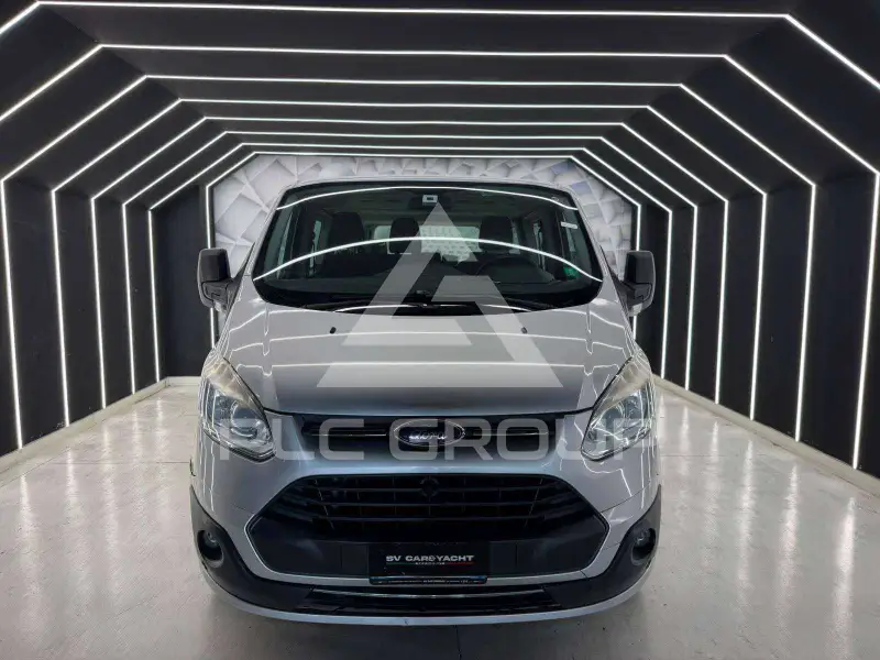 2017 Ford Tourneo