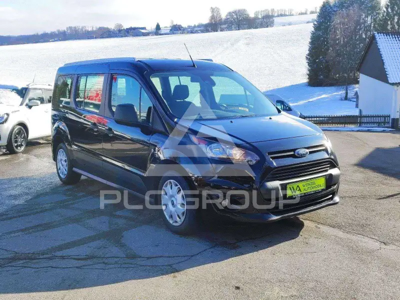 2017 Ford Tourneo