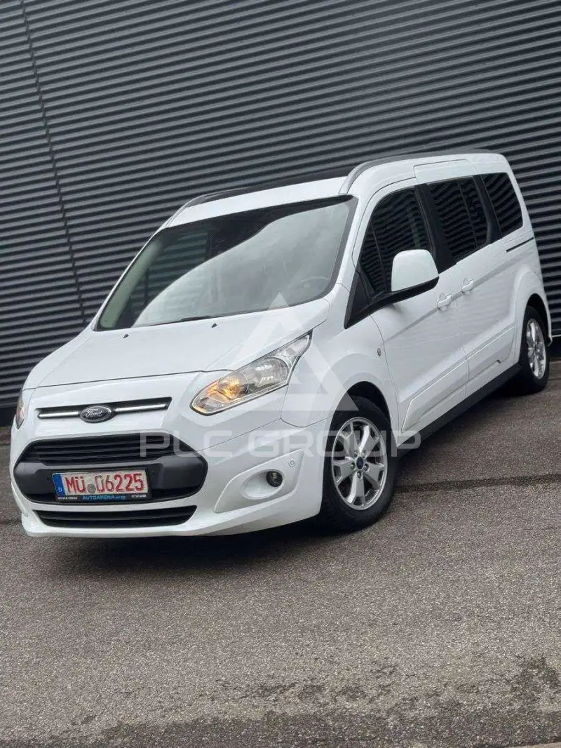 2017 Ford Tourneo