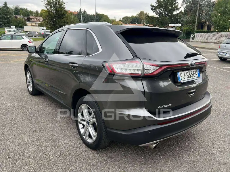 2017 Ford EDGE