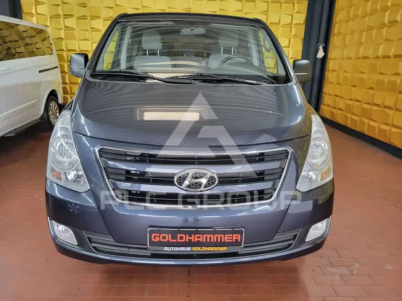 2017 Hyundai H-1