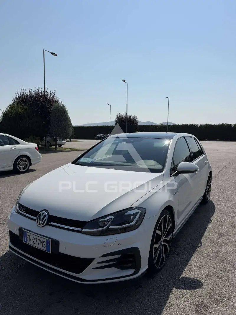 2017 Volkswagen GOLF