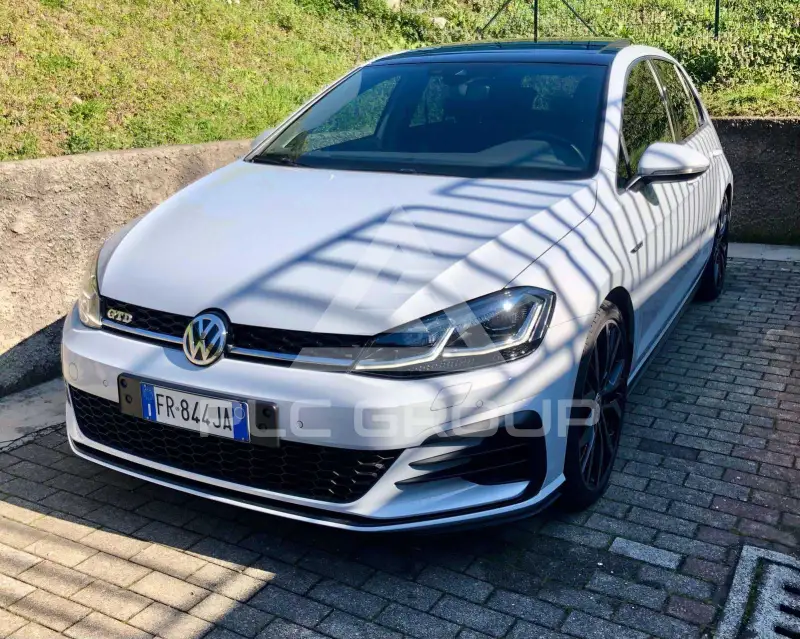 2017 Volkswagen GOLF