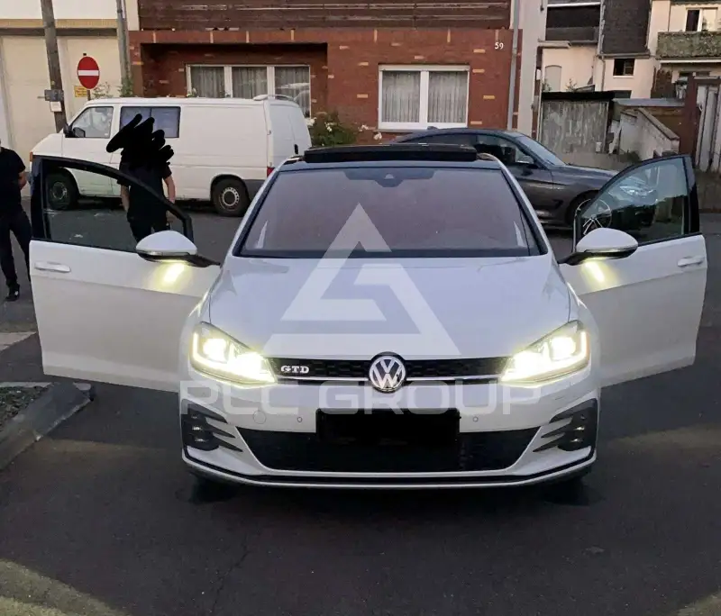 2017 Volkswagen GOLF