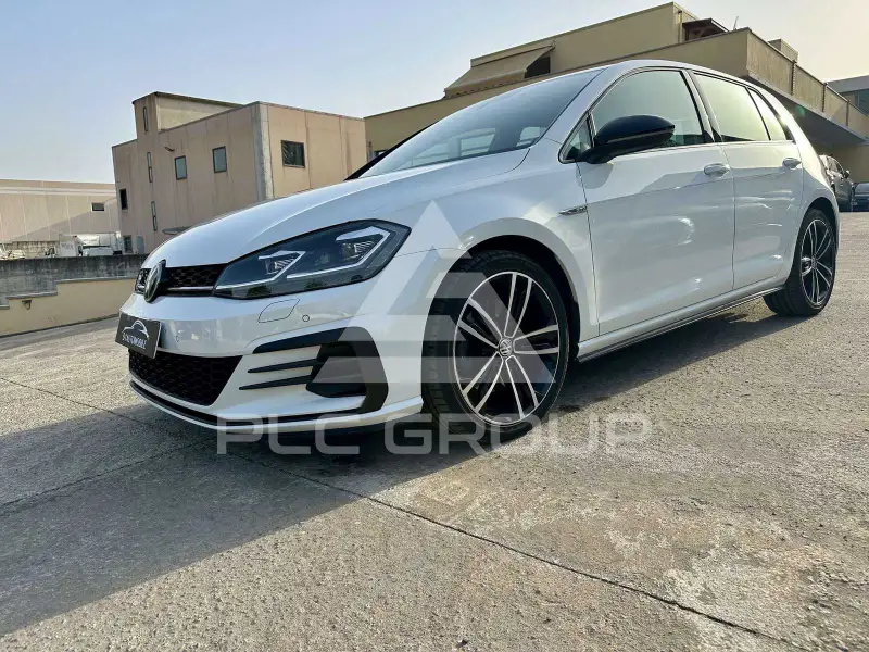 2017 Volkswagen GOLF