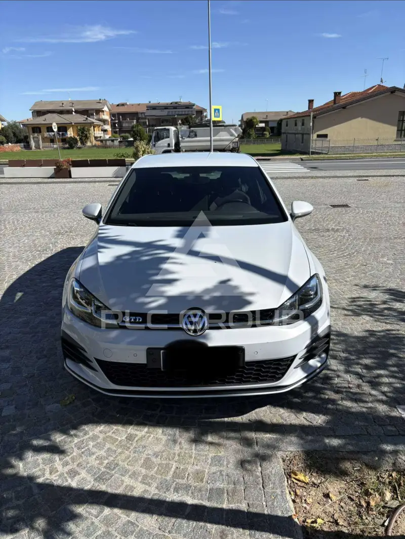 2017 Volkswagen GOLF