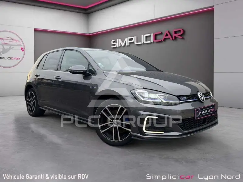 2017 Volkswagen GOLF