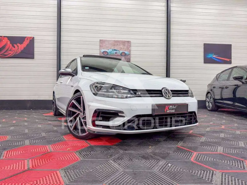 2017 Volkswagen GOLF
