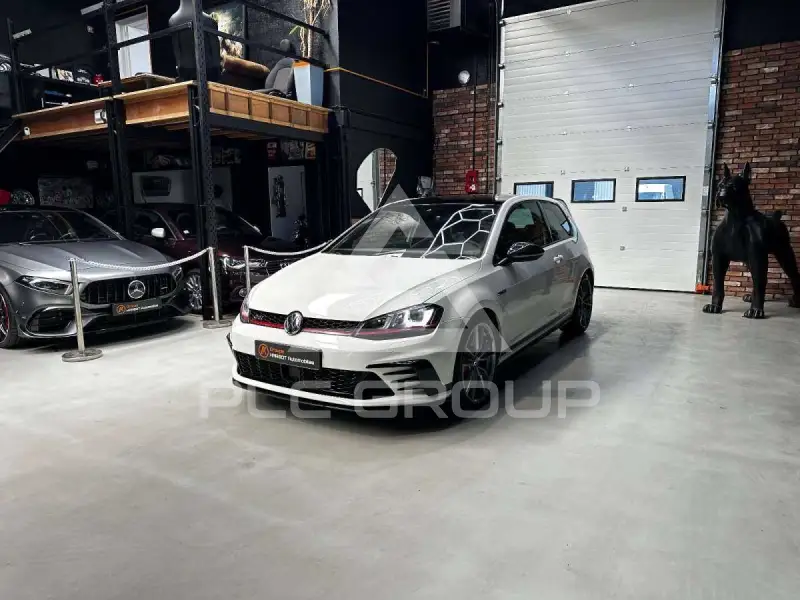 2017 Volkswagen GOLF