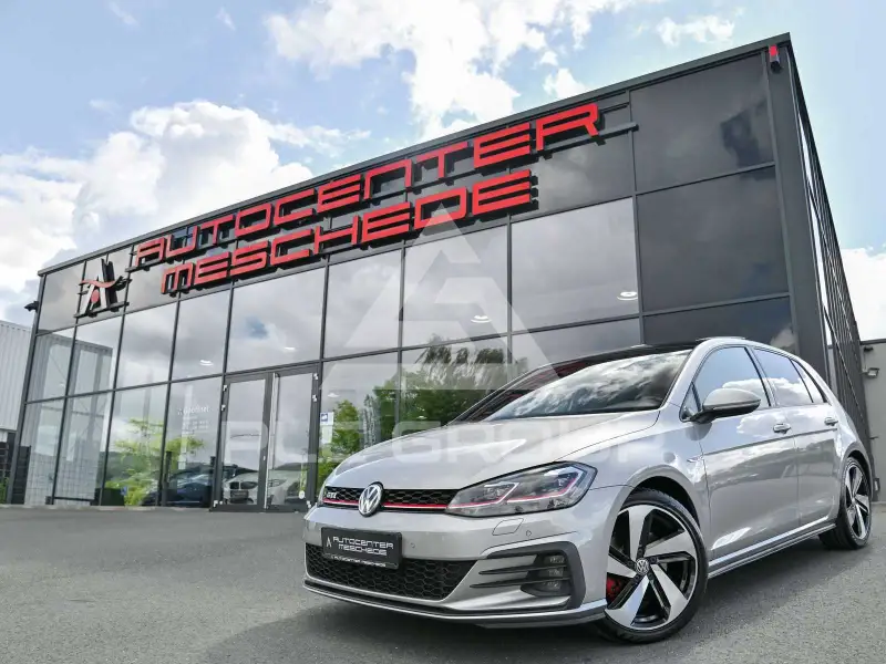 2017 Volkswagen GOLF