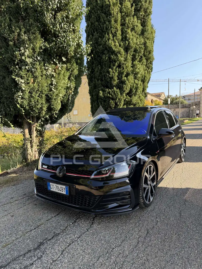 2017 Volkswagen GOLF