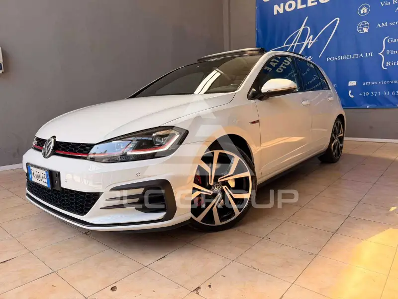 2017 Volkswagen GOLF