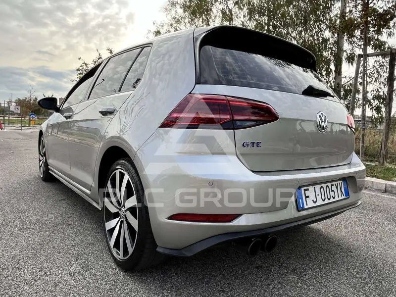 2017 Volkswagen GOLF