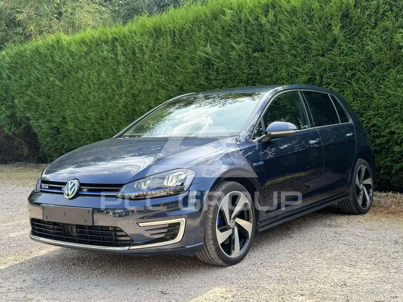 2017 Volkswagen GOLF