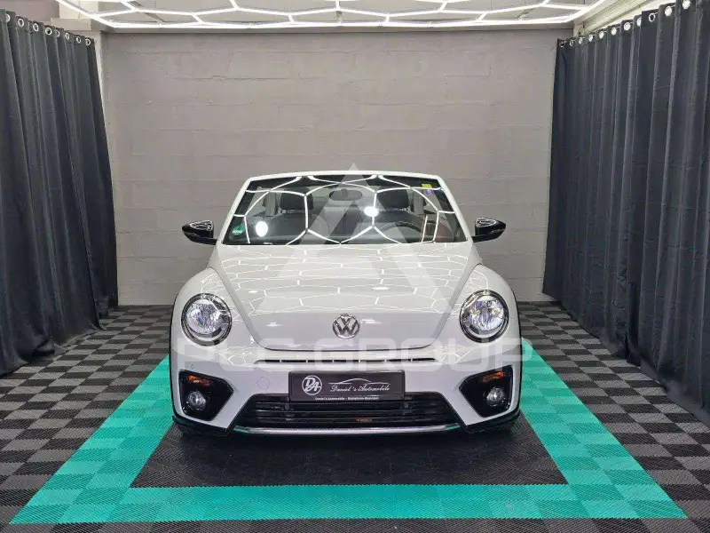 2017 Volkswagen BEETLE
