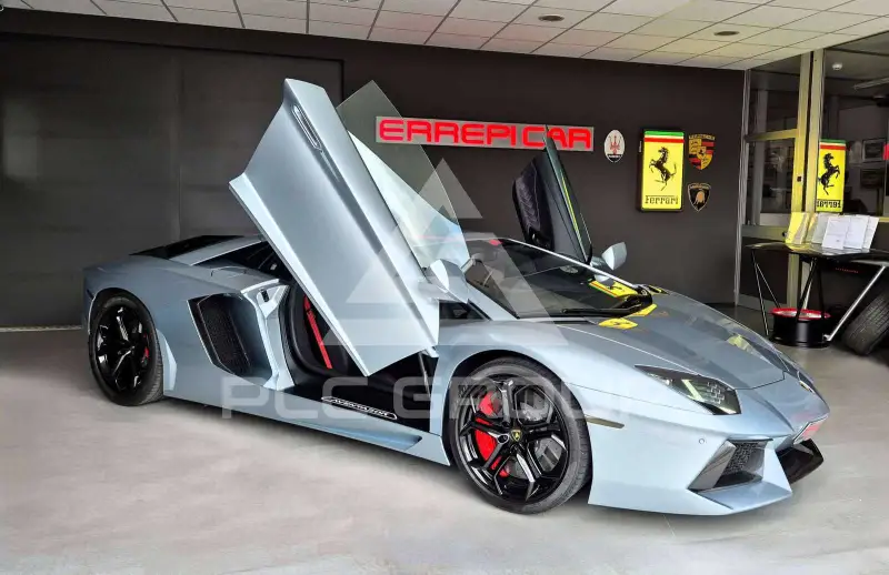 2017 Lamborghini Aventador