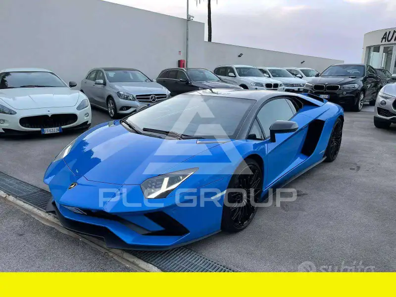 2017 Lamborghini Aventador