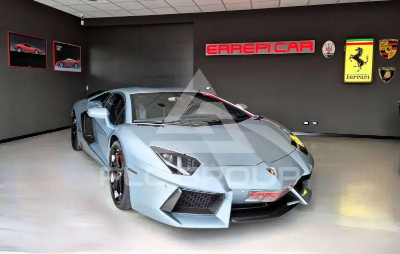2017 Lamborghini Aventador