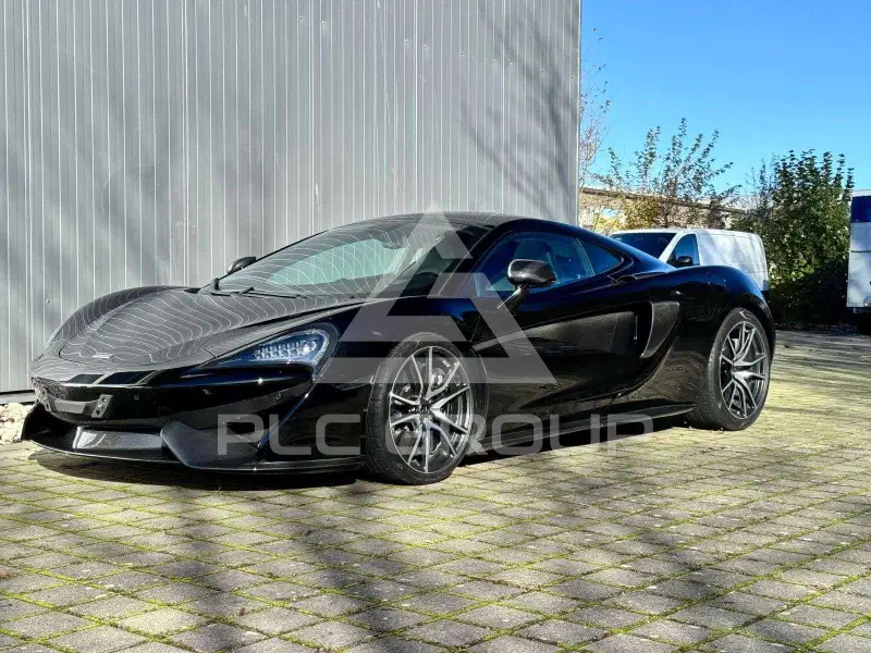 2017 McLaren 570GT
