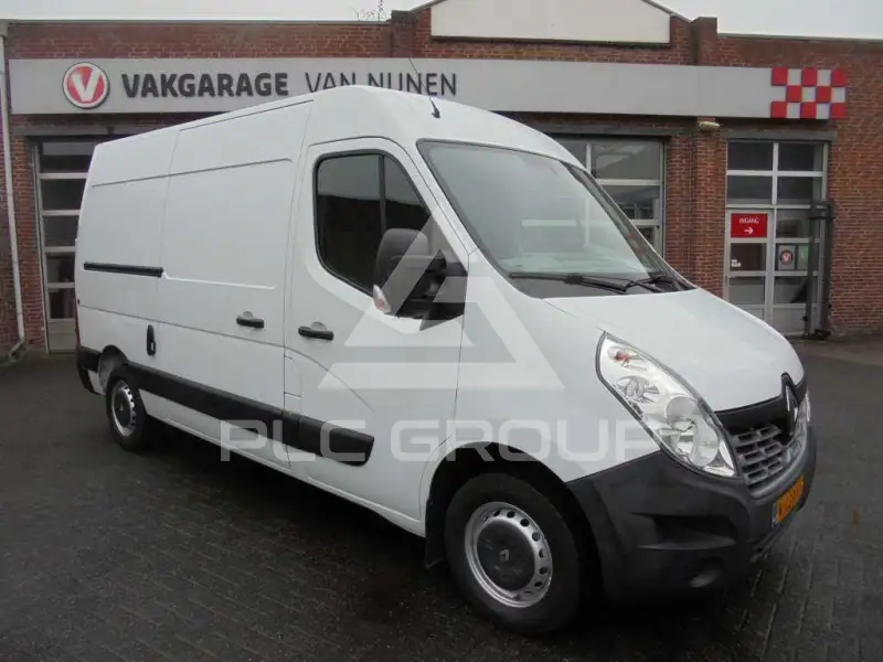 2017 Renault Master