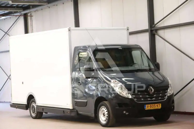 2017 Renault Master