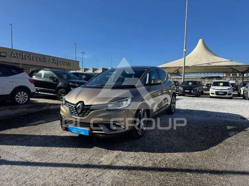 2017 Renault Scenic