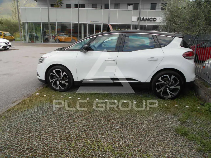 2017 Renault Scenic