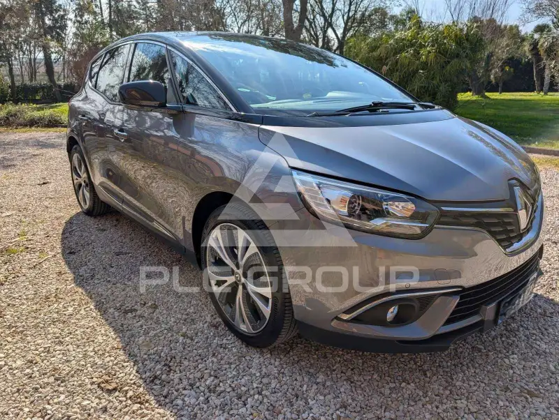 2017 Renault Scenic