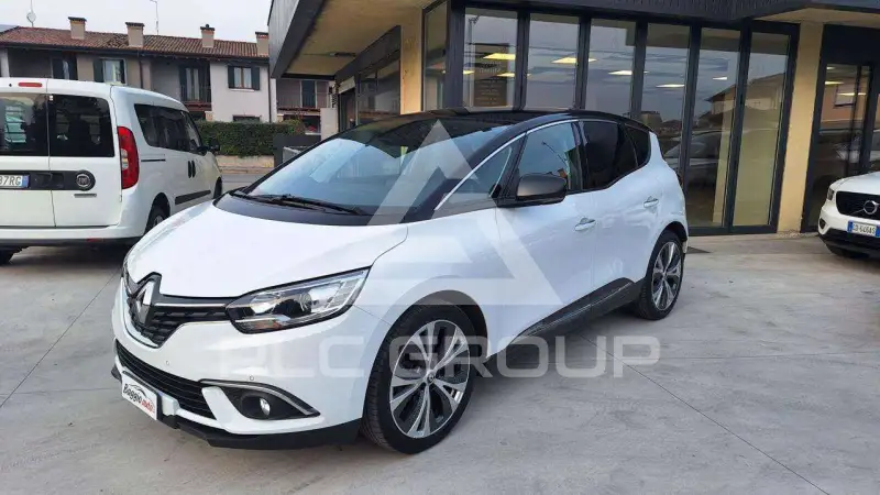 2017 Renault Scenic