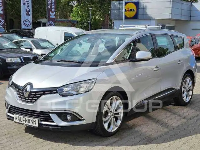 2017 Renault Grand Scenic