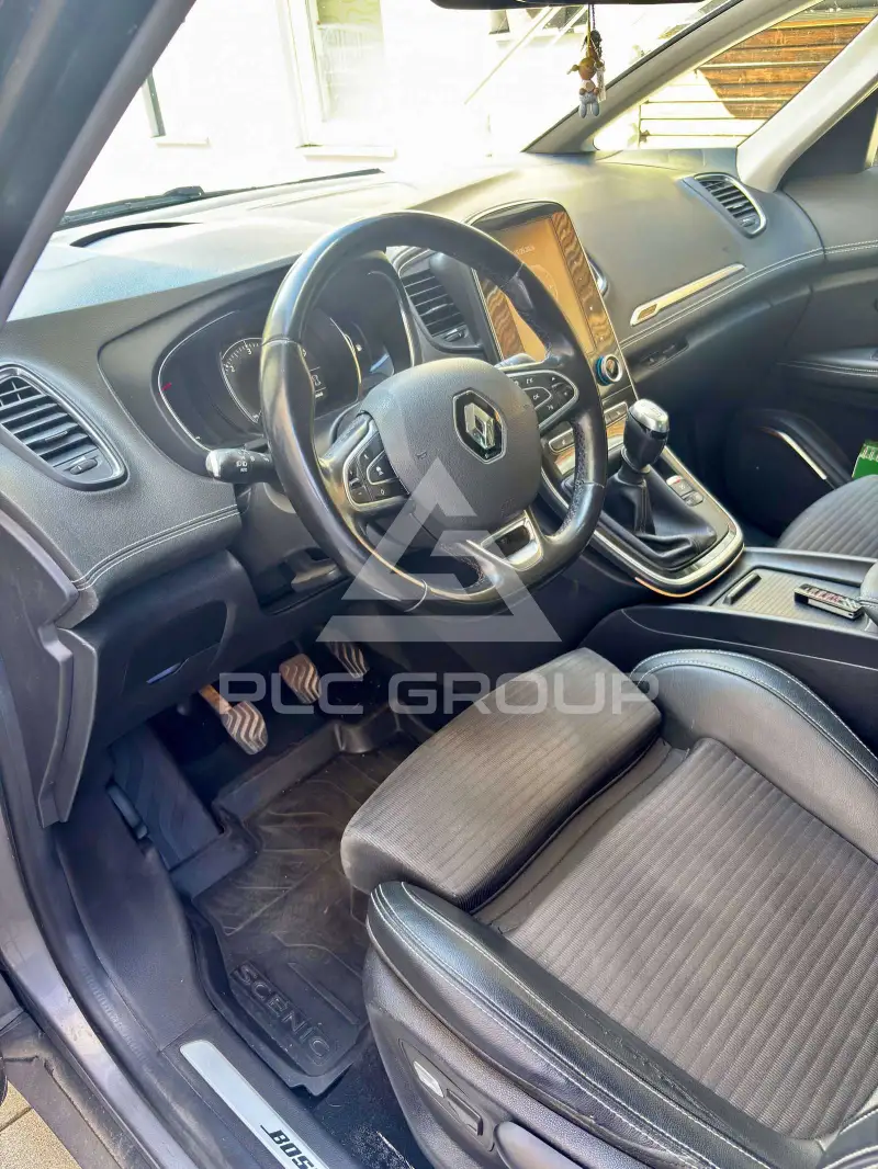 2017 Renault Grand Scenic