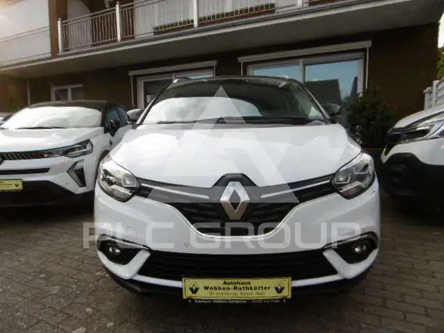 2017 Renault Grand Scenic