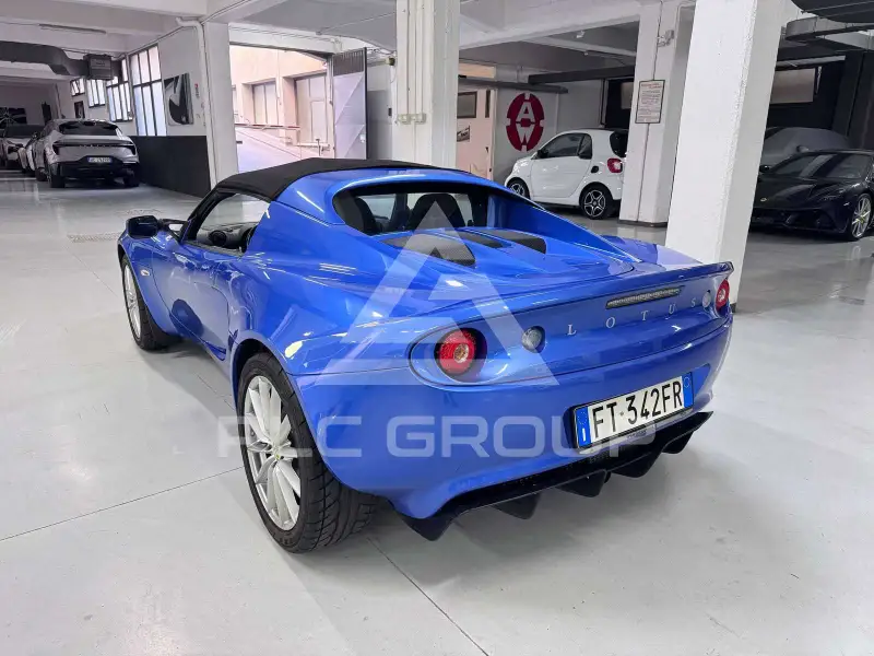 2017 Lotus Elise