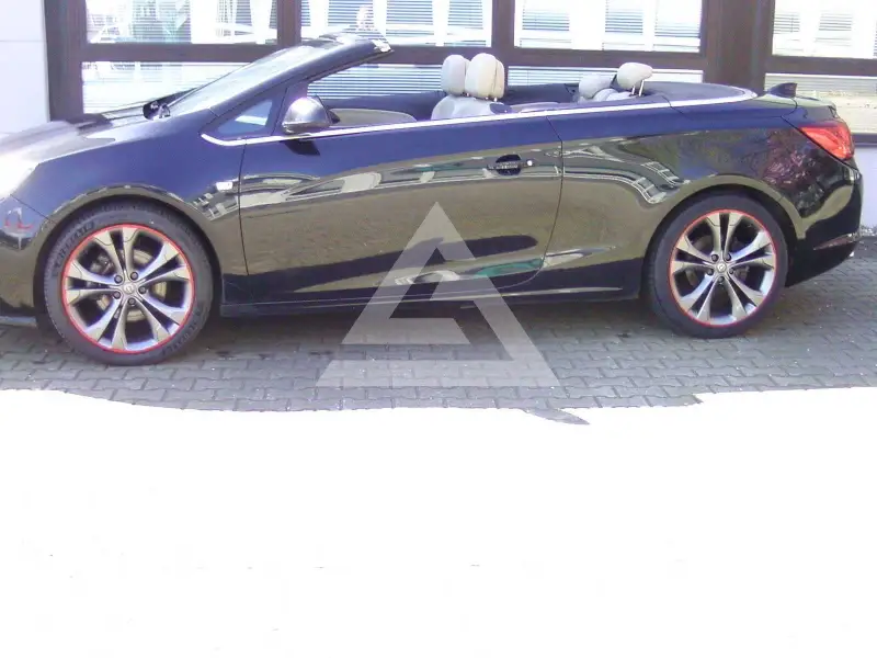 2017 Opel Cascada
