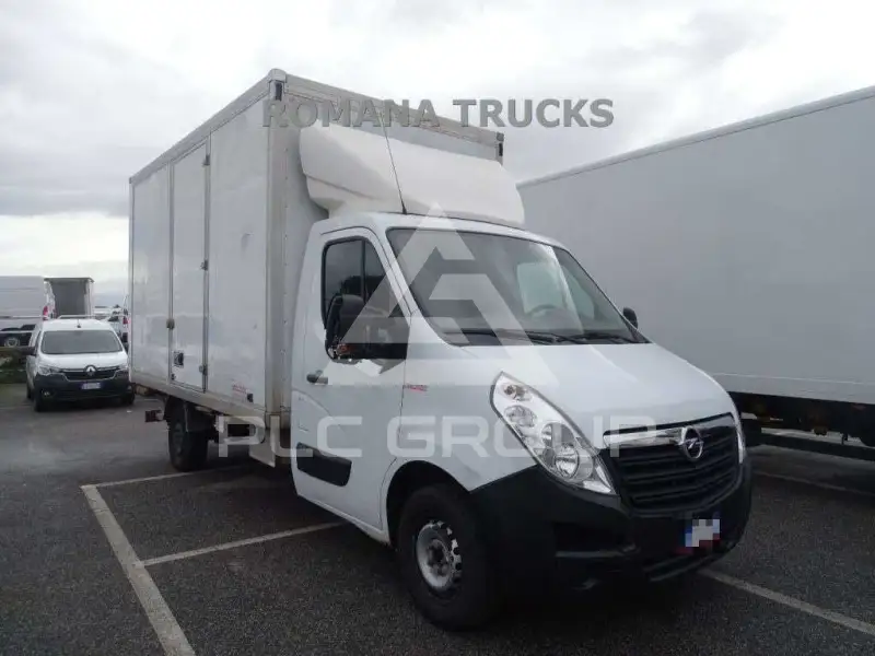 2017 Opel Movano