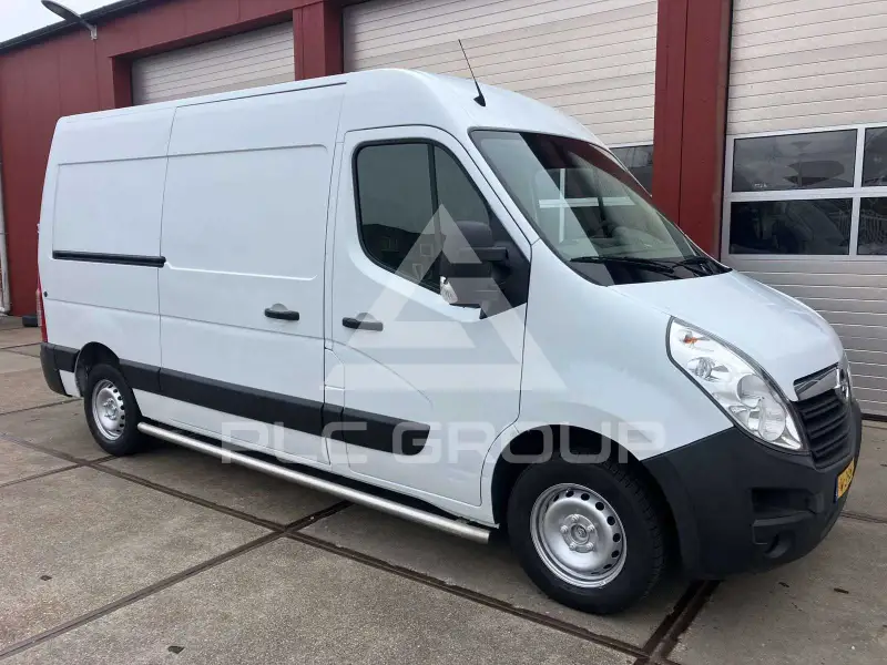 2017 Opel Movano