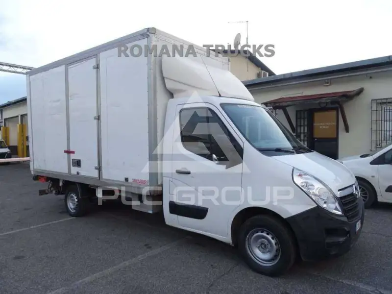 2017 Opel Movano