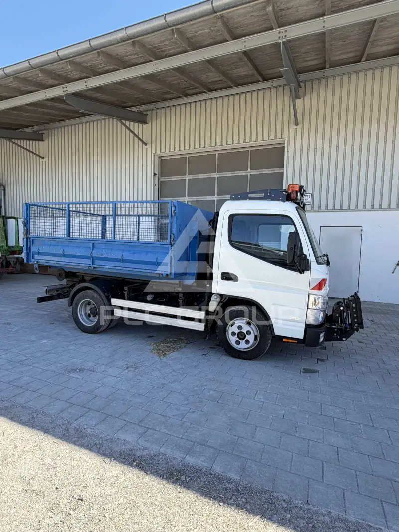 2018 Mitsubishi Canter