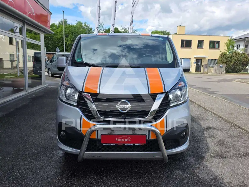 2018 Nissan NV 300