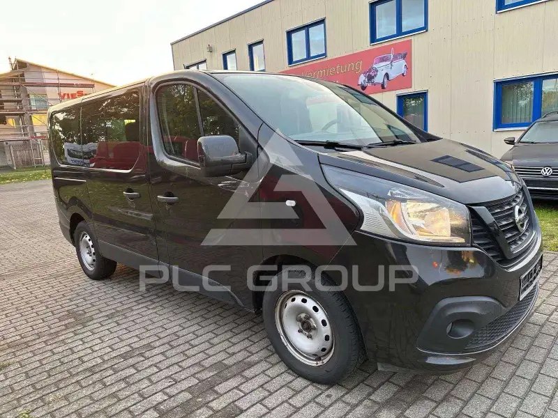 2018 Nissan NV 300