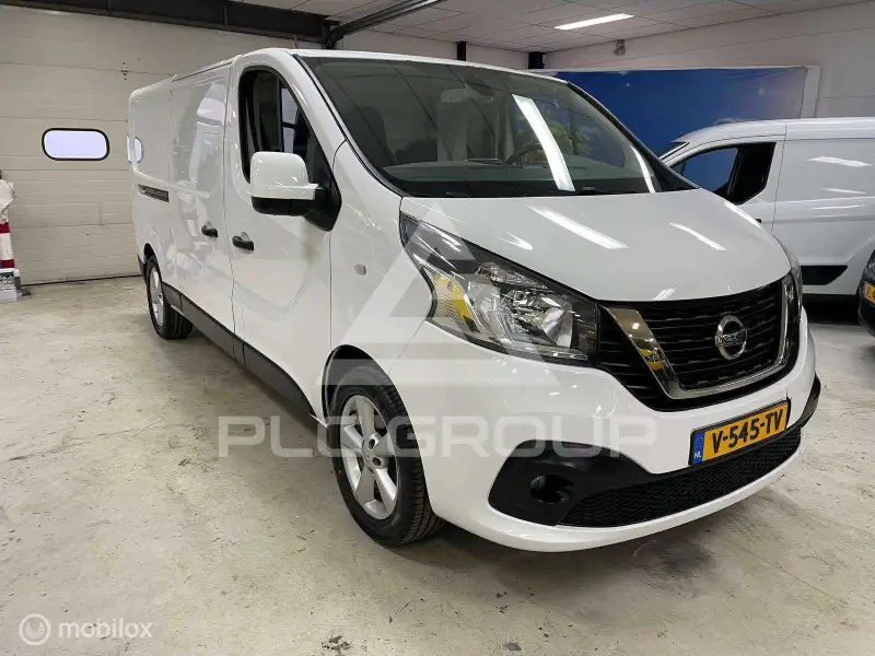 2018 Nissan NV 300