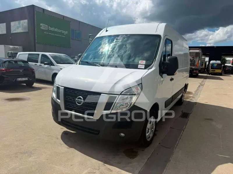 2018 Nissan NV 400