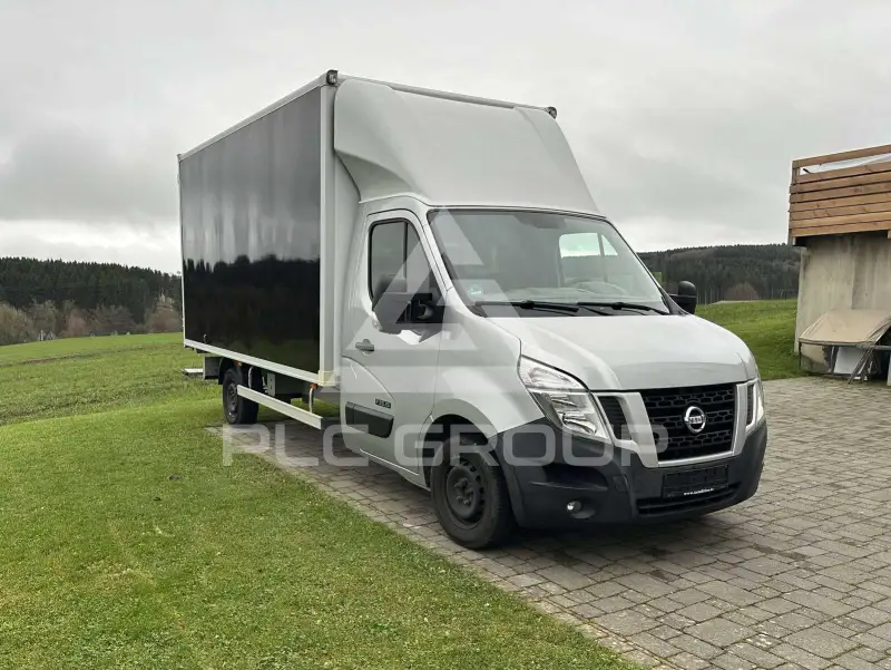2018 Nissan NV 400