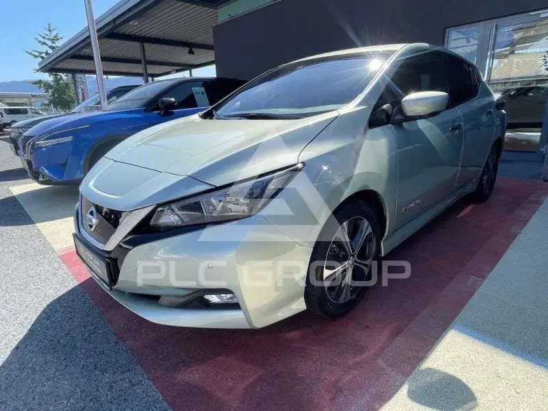 2018 Nissan LEAF