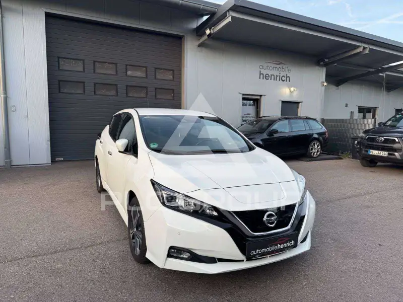 2018 Nissan LEAF