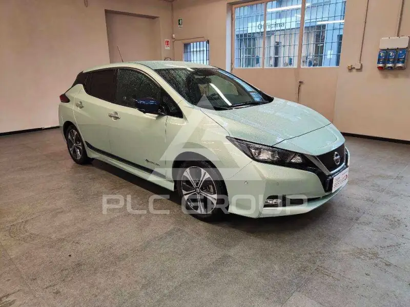 2018 Nissan LEAF