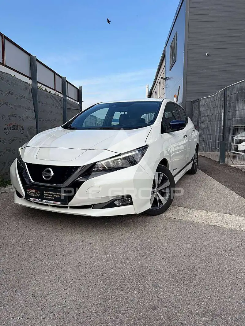 2018 Nissan LEAF