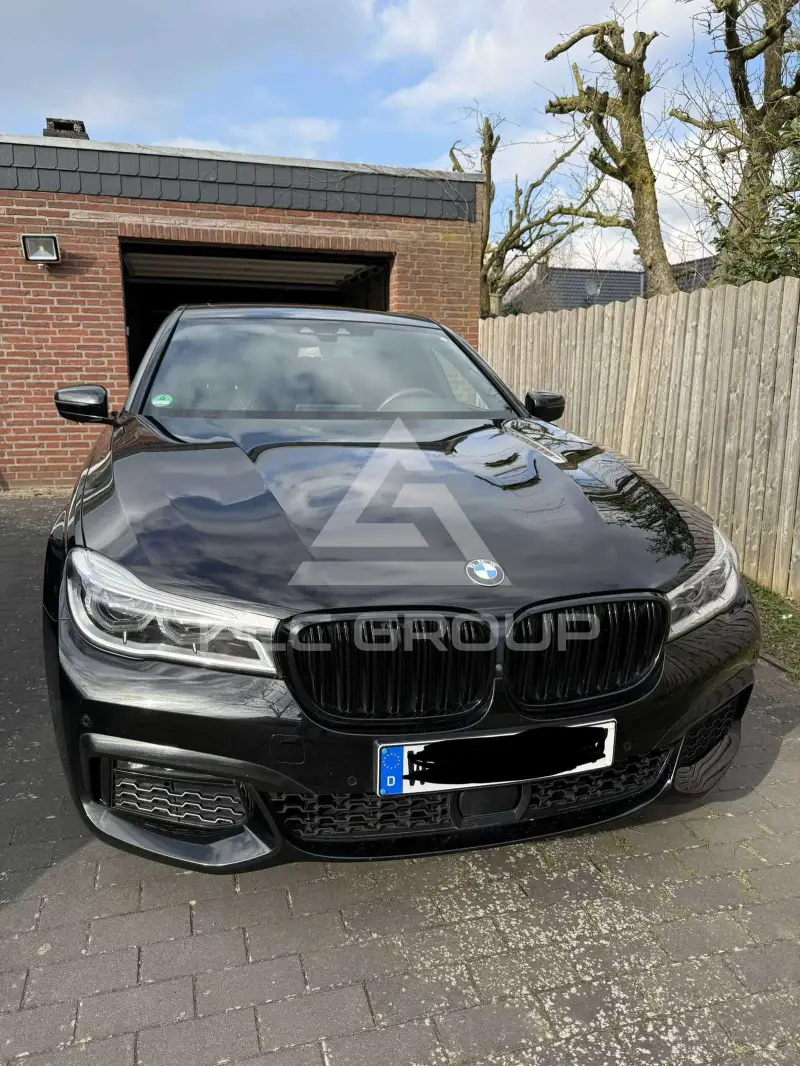 2018 BMW 740